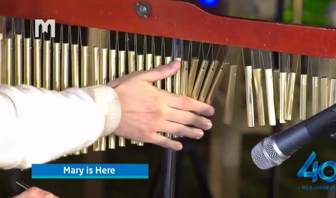 音樂: Mary is Here