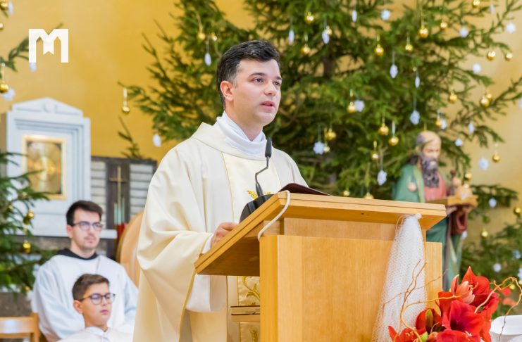 默主哥耶堂区主任司铎Zvonimir Pavičić神父的圣诞讯息