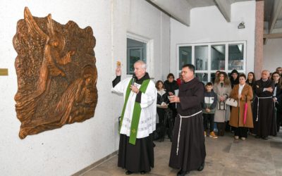「聖若瑟之夢」浮雕在母親村祝聖安放