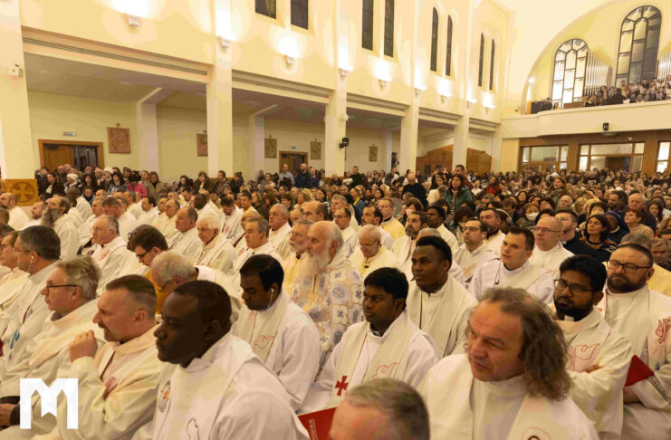 照片: 在默主哥耶以祈禱迎接2026年——新的開始之夜