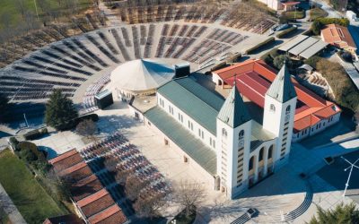 照片：默主哥耶聖雅各伯堂祝聖57週年紀念