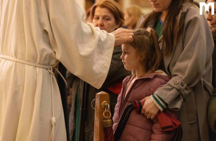 照片：默主哥耶聖灰禮儀——天主出於愛要求祈禱、守齋與犧牲