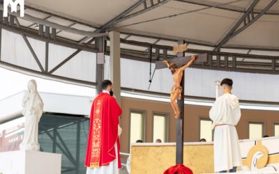 照片：默主哥耶聖週五——從十字架而來的是永不消逝的希望