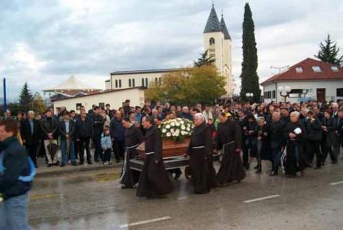 fr-slavko-funeral-20201124-1
